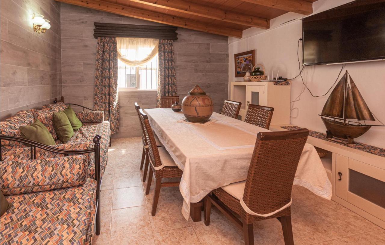 Awesome Home In Antequera With Wifi Exterior foto
